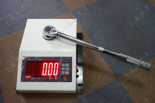 Ť������У�(y��n)�x